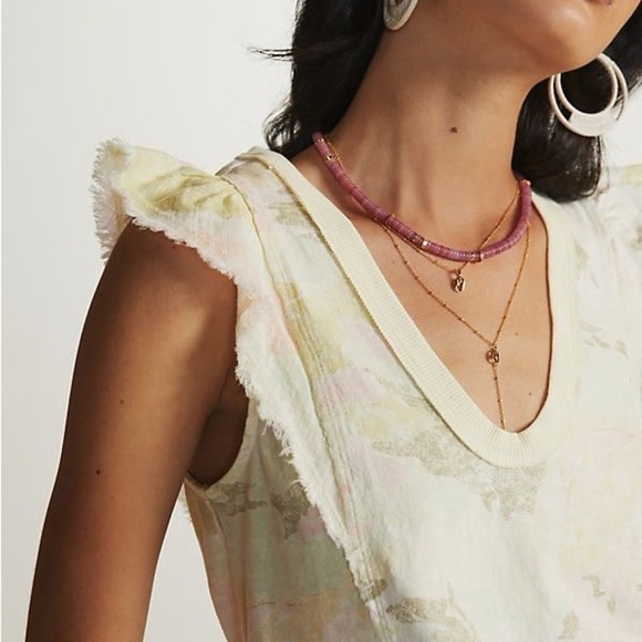 Anthropologie Pilcro Ruffle Scoop Tee Green Pink Camo Motif Size XS - Picture 2 of 9